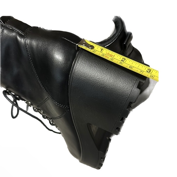 Nasty Gal Chunky Lace Up Platform Boots - Picture 6 of 7